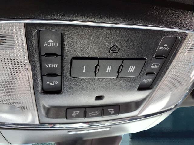 Used 2021 Jeep Grand Cherokee Limited w/ Quick Order Package 28K 80th AWD/4WD image 35