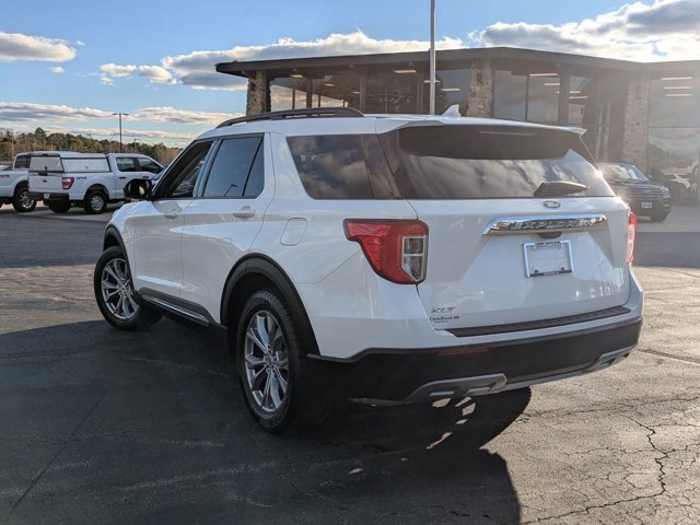 Certified 2023 Ford Explorer XLT w/ Equipment Group 202A image 3