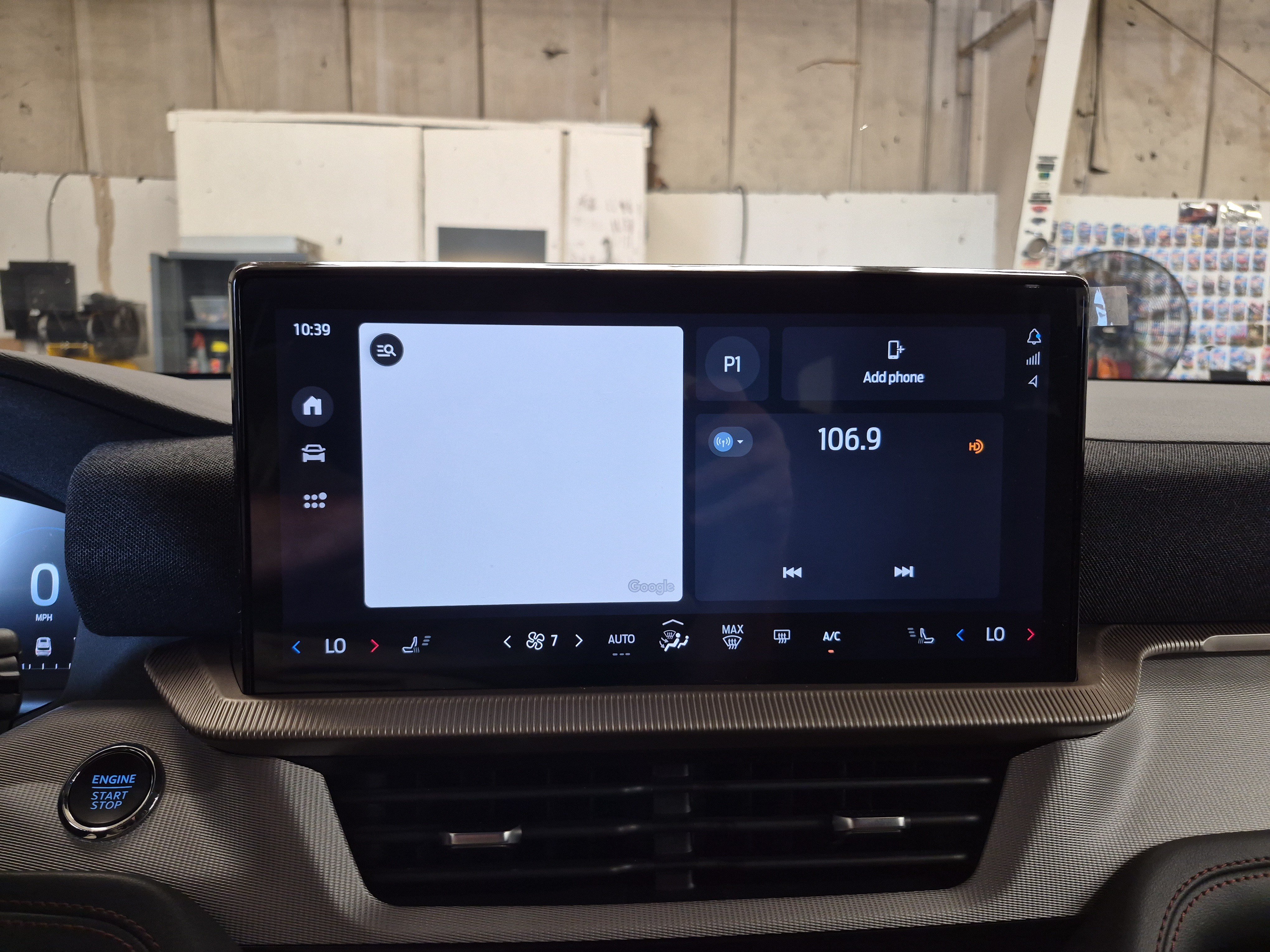 Certified 2025 Ford Explorer Active AWD/4WD image 32