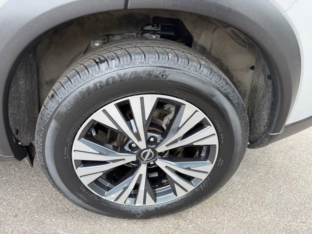 Used 2023 Nissan Rogue SV AWD/4WD image 33