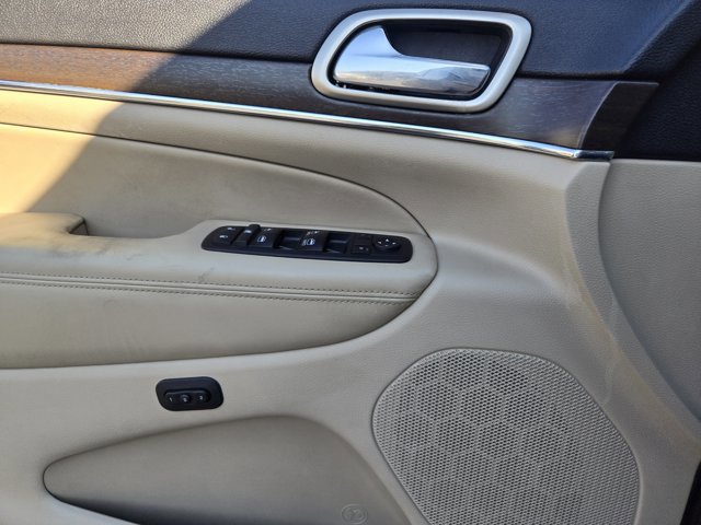 Used 2017 Jeep Grand Cherokee Limited image 21