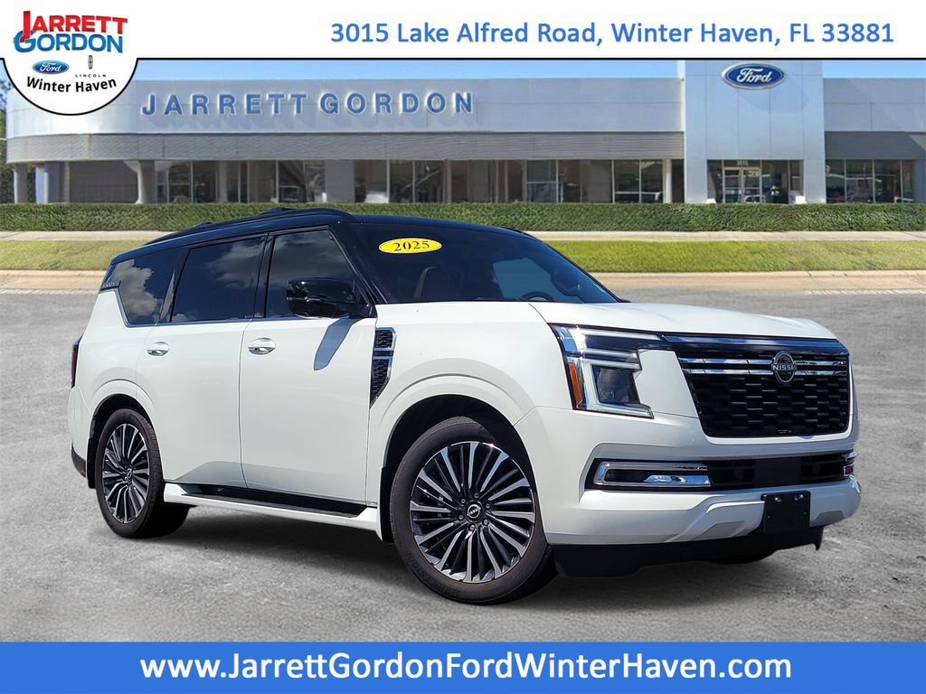 Used 2025 Nissan Armada Platinum Reserve RWD image 1