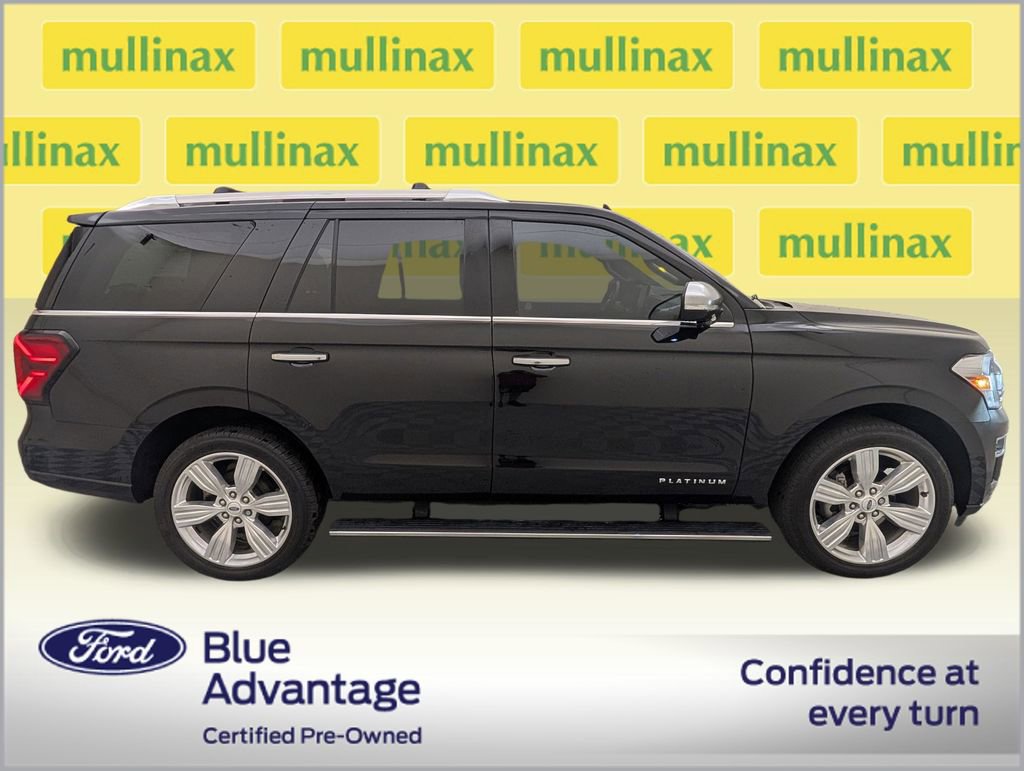 Certified 2023 Ford Expedition Platinum AWD/4WD image 2