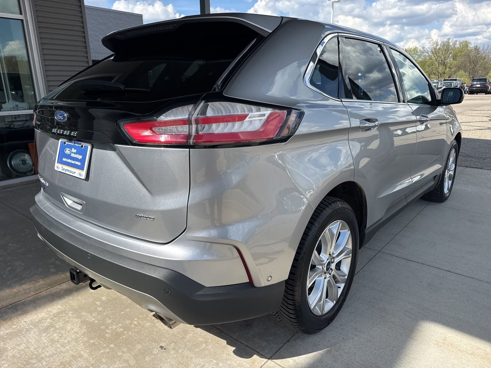 Certified 2021 Ford Edge Titanium w/ Equipment Group 301A AWD/4WD image 5