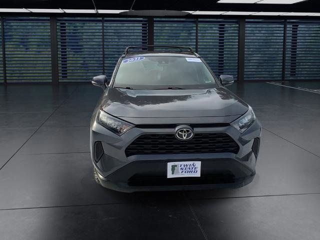 Used 2021 Toyota RAV4 LE image 9