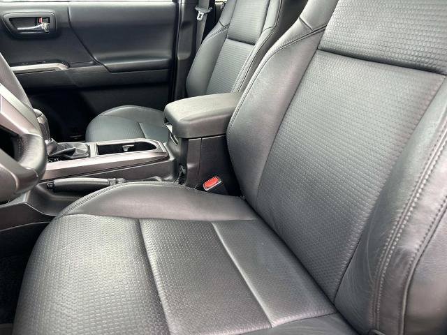 Used 2023 Toyota Tacoma Limited AWD/4WD image 27