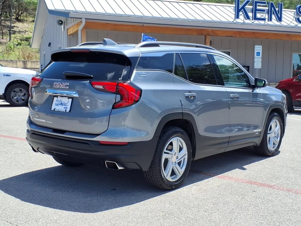 Used 2019 GMC Terrain SLE w/ Driver Convenience Package FWD image 9
