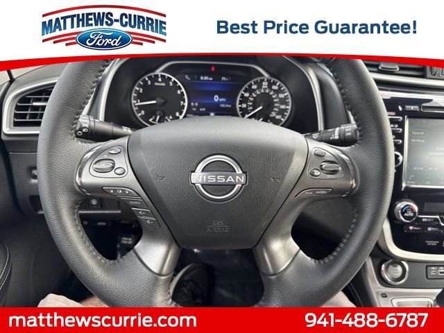 Used 2024 Nissan Murano SV w/ SV Midnight Edition Package image 16