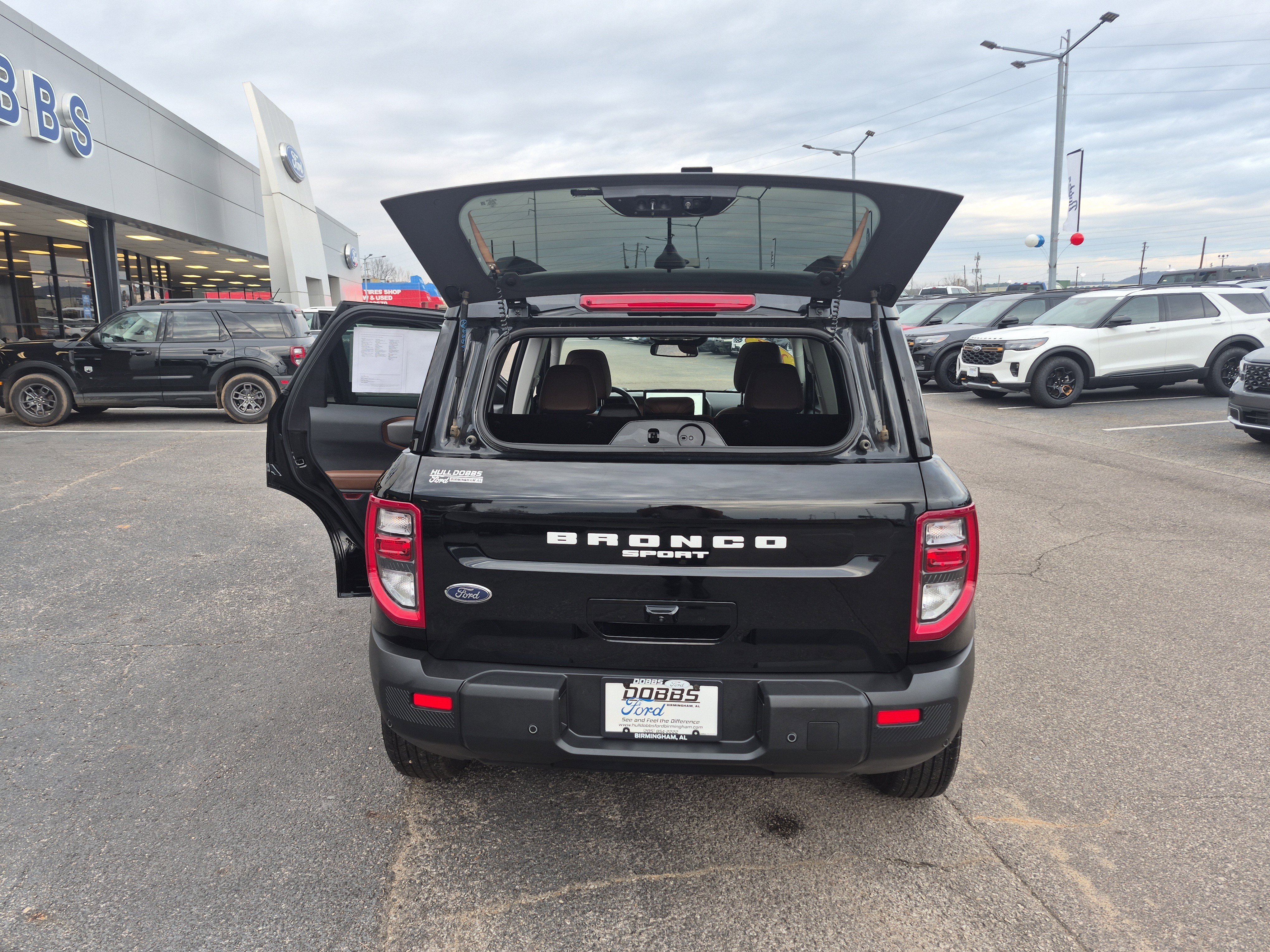 Certified 2025 Ford Bronco Sport Outer Banks w/ Outer Banks Tech Package+ image 17