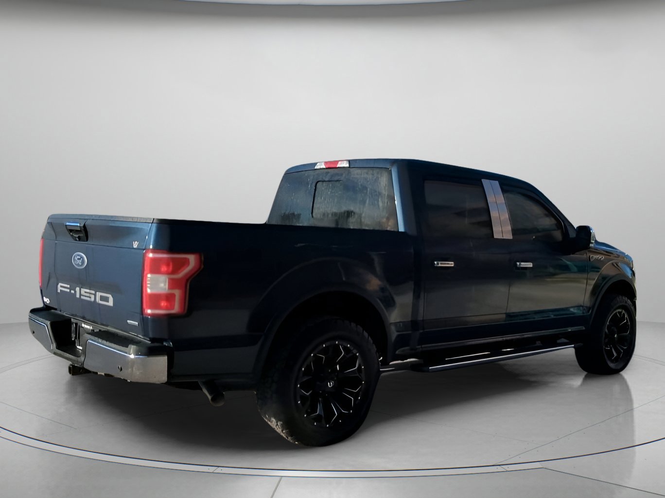 Certified 2019 Ford F150 XLT w/ Equipment Group 302A Luxury image 21