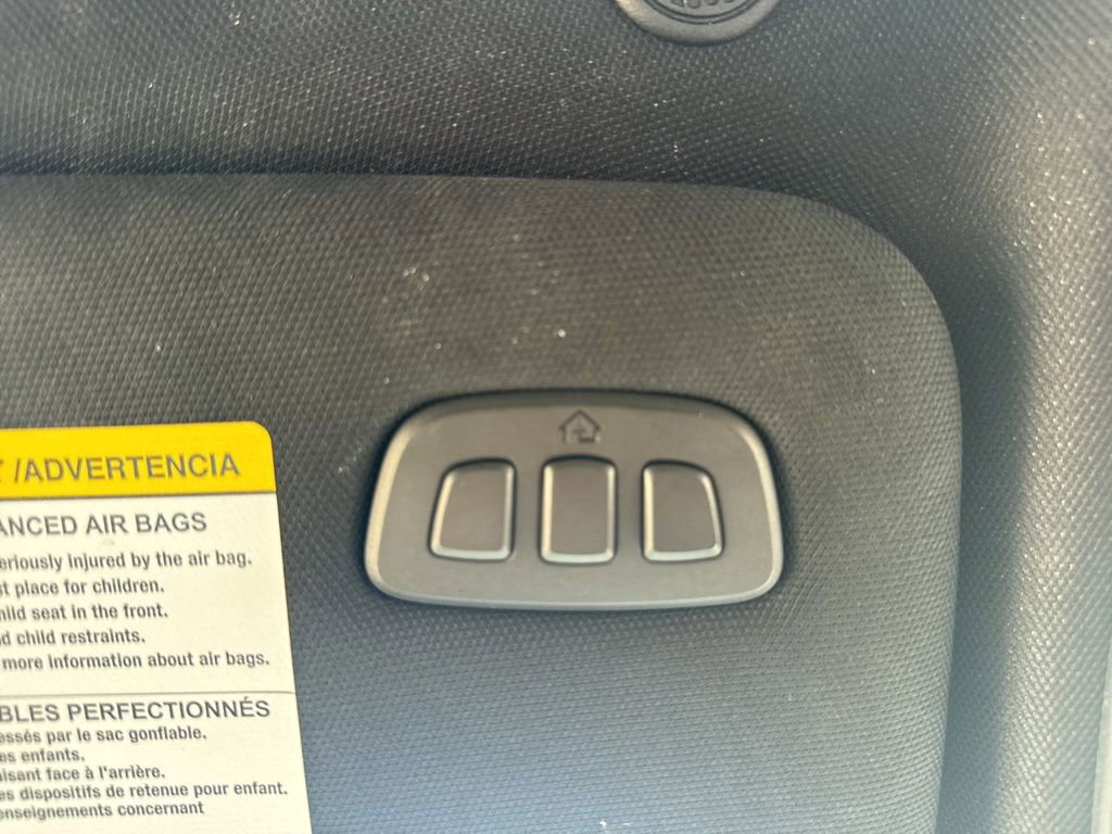 Certified 2025 Ford Explorer Platinum w/ LUX Leather Package image 29