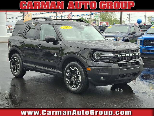 Certified 2025 Ford Bronco Sport Outer Banks w/ Outer Banks Tech Package+ AWD/4WD image 1