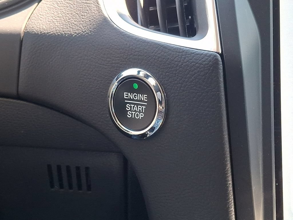 Certified 2024 Ford Edge Titanium AWD/4WD image 22