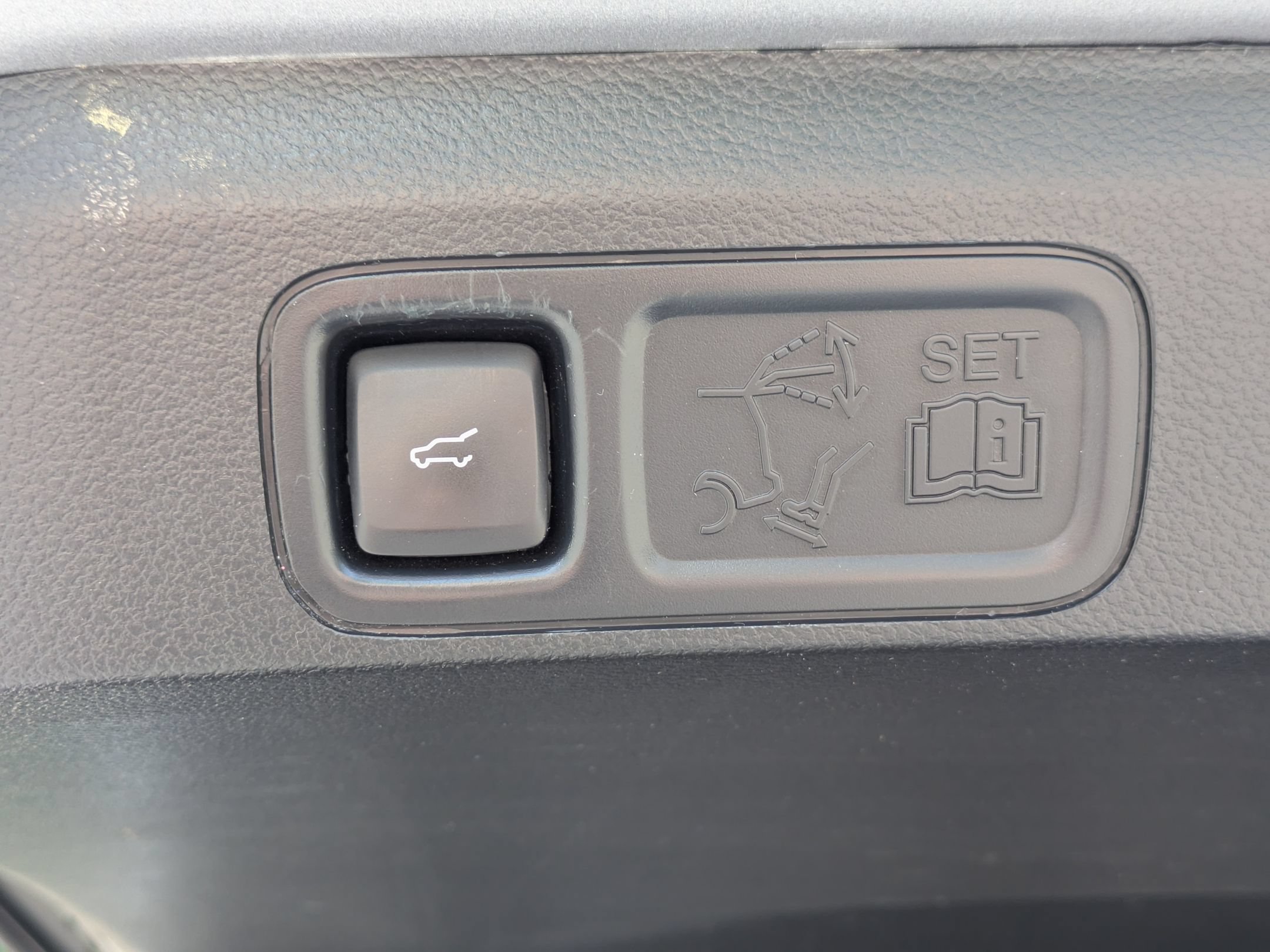 Certified 2020 Ford Expedition Limited w/ Equipment Group 303A AWD/4WD image 35