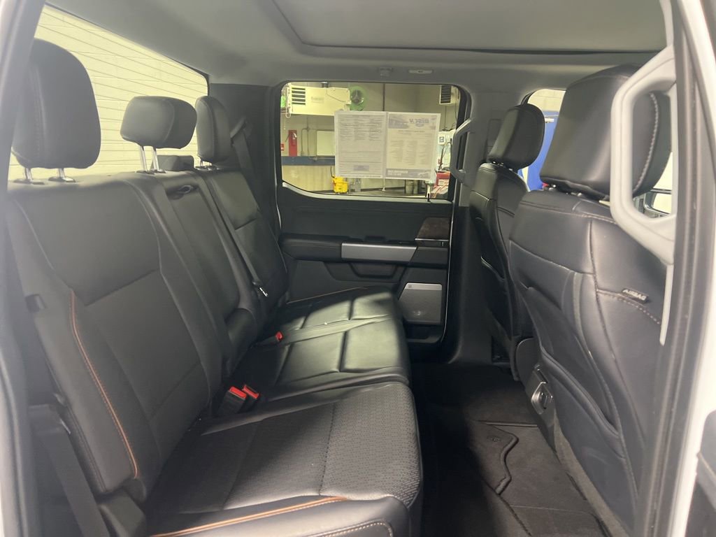 Certified 2025 Ford F350 Lariat w/ Camper Package image 10