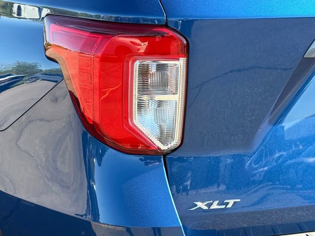 Certified 2023 Ford Explorer XLT w/ Equipment Group 202A AWD/4WD image 29