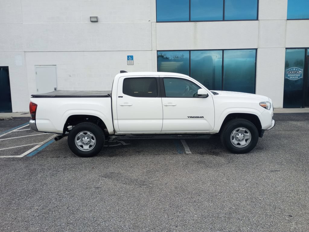 Used 2022 Toyota Tacoma SR5 RWD image 8