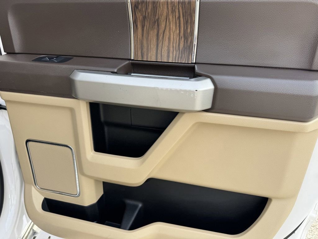 Certified 2019 Ford F150 Lariat w/ Equipment Group 502A Luxury image 9