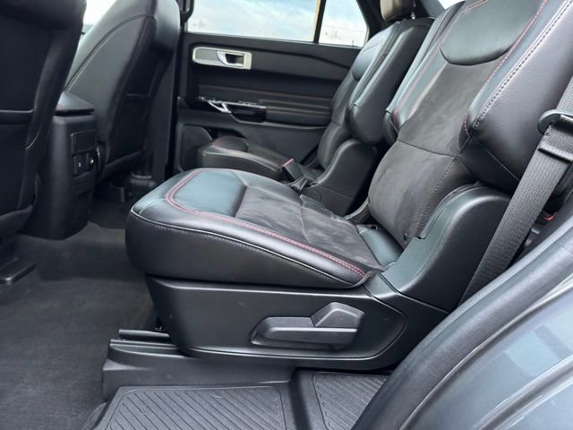 Certified 2022 Ford Explorer ST-Line w/ Class IV Trailer Tow Package image 16