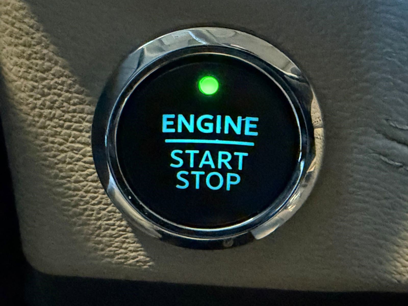 Certified 2024 Ford Expedition Limited image 32