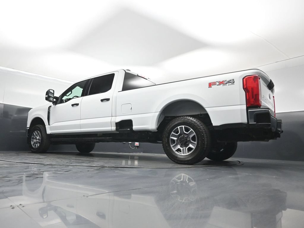 Certified 2025 Ford F350 XLT AWD/4WD image 46