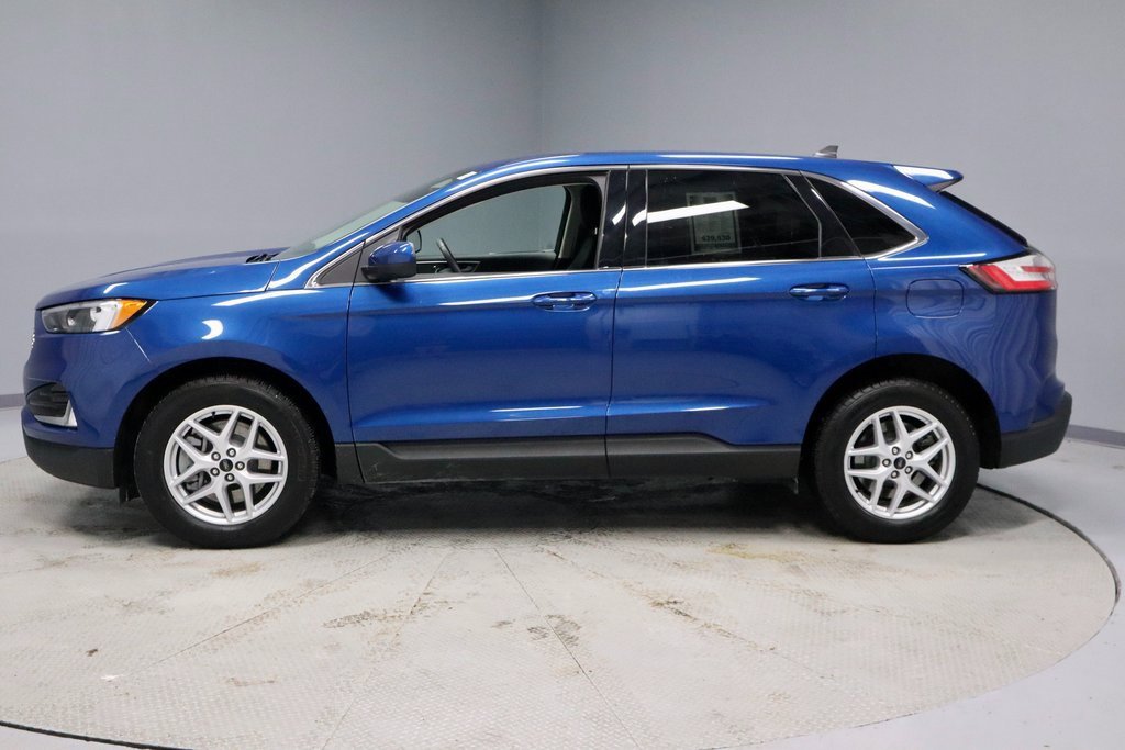 Certified 2024 Ford Edge SEL w/ Convenience Package image 9
