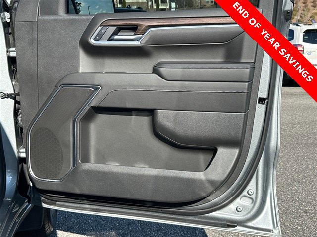 Used 2025 Chevrolet Silverado 1500 LT image 14