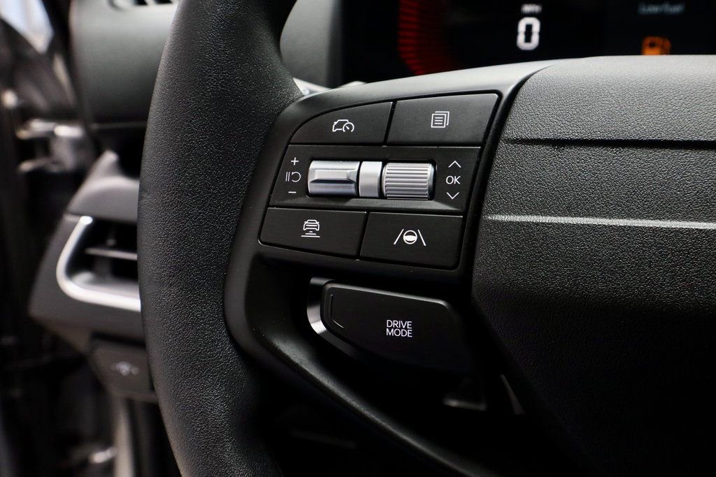 Used 2025 Kia K4 LXS image 27