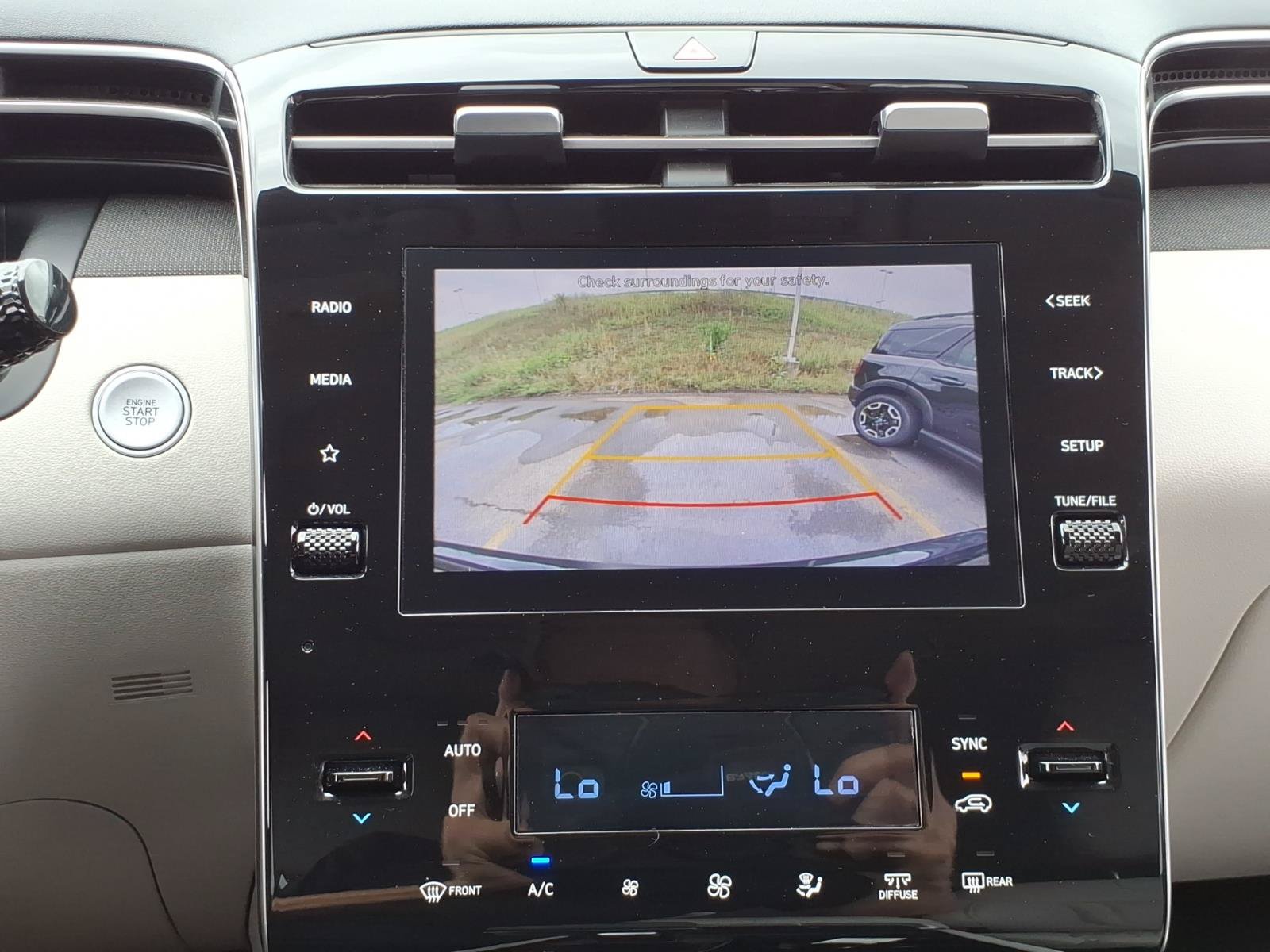 Used 2023 Hyundai Tucson SEL w/ Convenience Package AWD/4WD image 16
