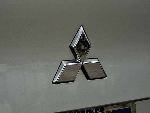 Used 2022 Mitsubishi Outlander ES FWD image 28