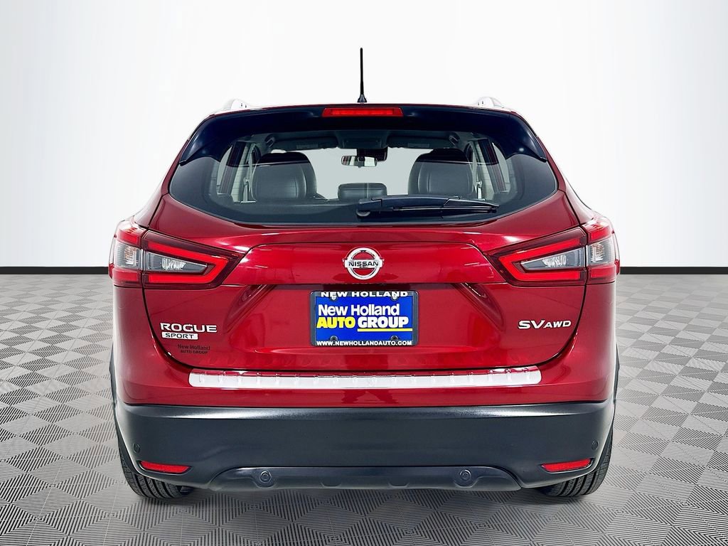 Used 2021 Nissan Rogue Sport SV w/ Technology Package image 9