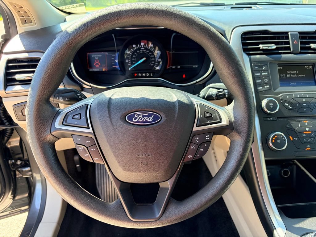 Certified 2017 Ford Fusion SE FWD image 7