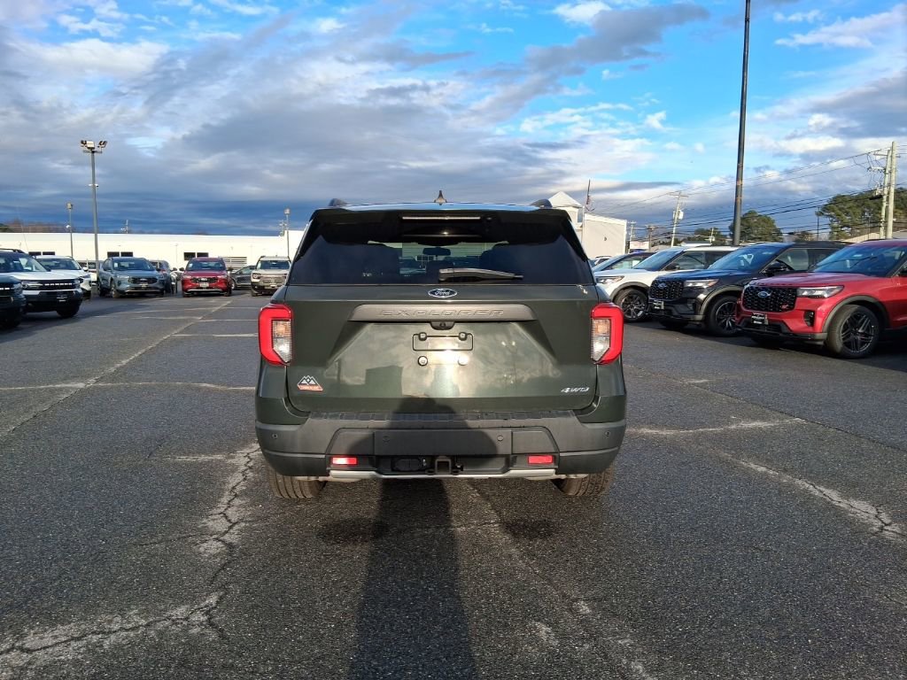 Certified 2022 Ford Explorer Timberline image 6