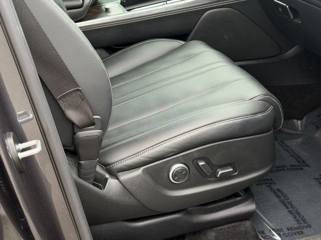 Used 2022 Genesis GV80 2.5T AWD/4WD image 32