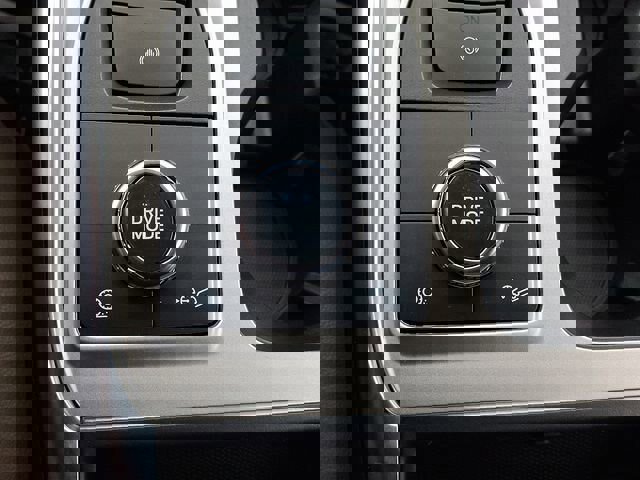 Certified 2022 Ford Explorer Limited w/ Equipment Group 301A image 26