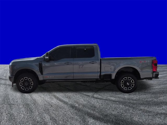 Certified 2025 Ford F350 Platinum w/ FX4 Off-Road Package AWD/4WD image 7