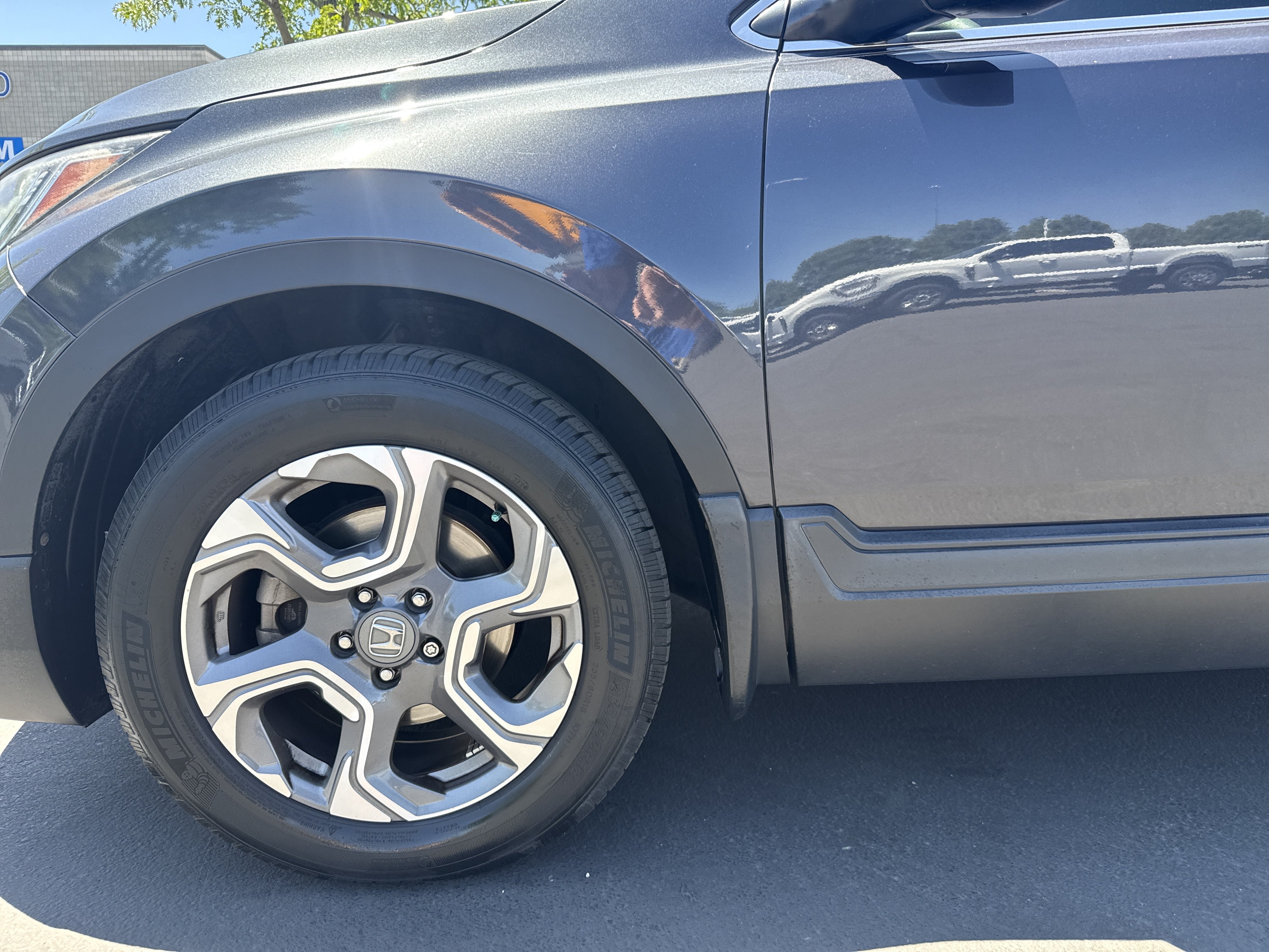 Used 2017 Honda CR-V EX image 9