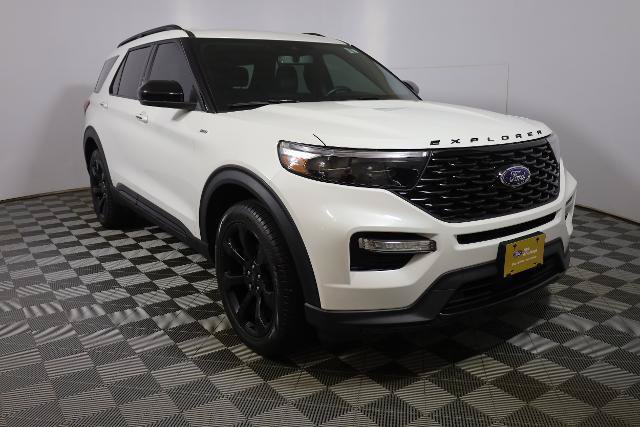 Certified 2024 Ford Explorer ST-Line w/ Class IV Trailer Tow Package AWD/4WD image 4