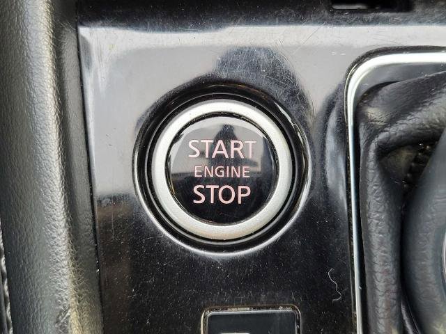 Used 2023 Nissan Kicks SR w/ Exterior Package image 23