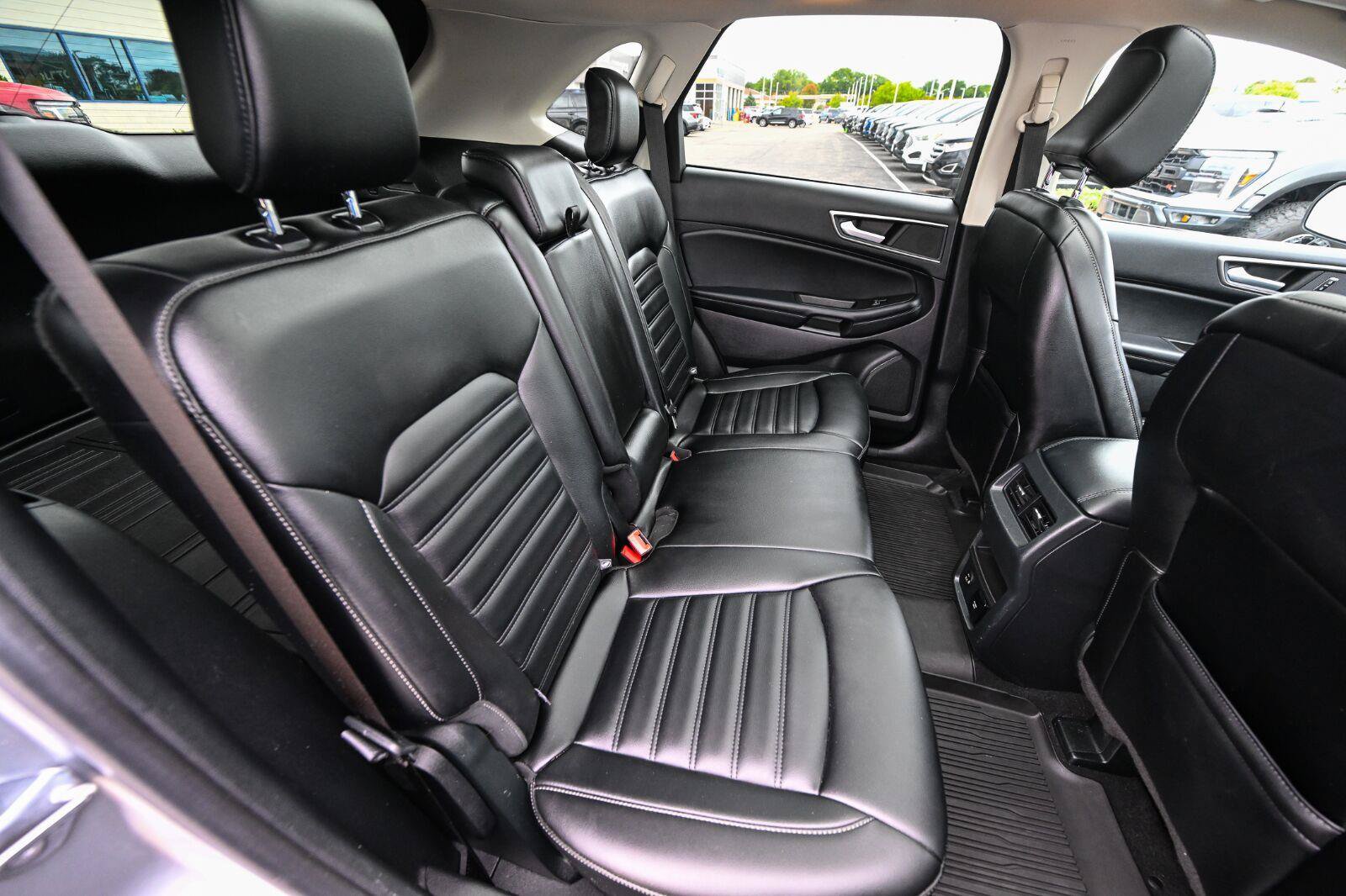 Certified 2022 Ford Edge SEL w/ Convenience Package AWD/4WD image 30