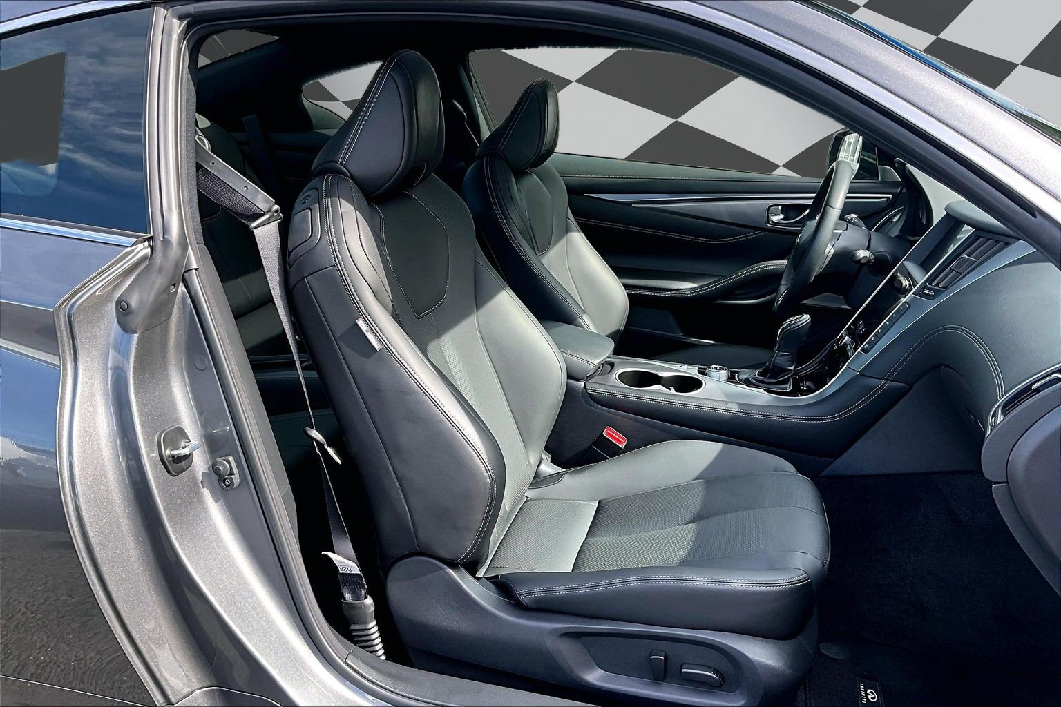 Used 2022 INFINITI Q60 3.0t Luxe w/ Cargo Package AWD/4WD image 9