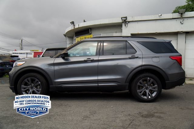 Certified 2024 Ford Explorer XLT w/ Equipment Group 202A AWD/4WD image 5