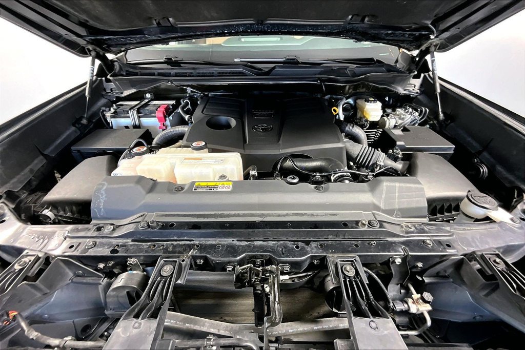 Used 2023 Toyota Tundra 1794 Edition AWD/4WD image 9