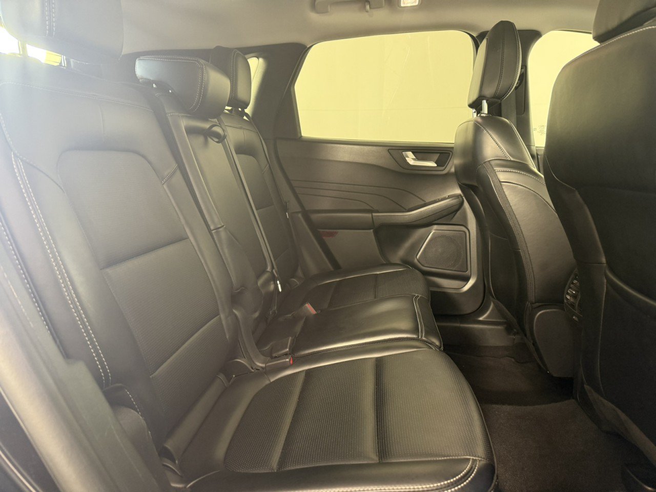 Certified 2025 Ford Escape Platinum AWD/4WD image 14
