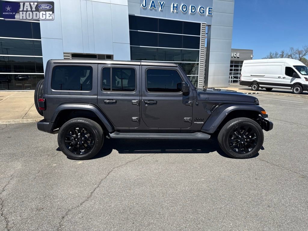 Used 2021 Jeep Wrangler Unlimited Sahara image 8