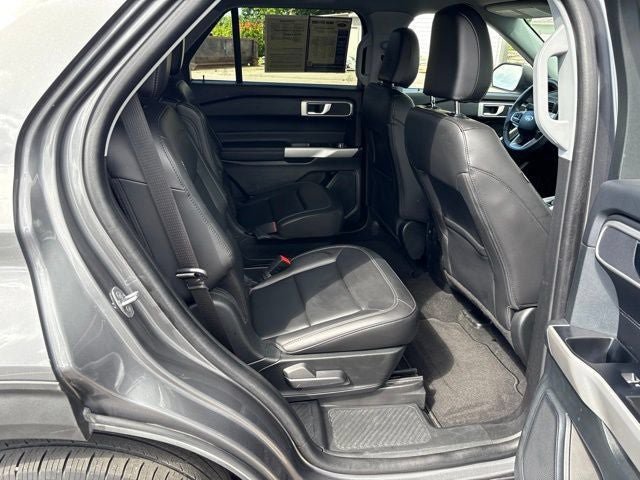 Certified 2024 Ford Explorer XLT w/ Equipment Group 202A AWD/4WD image 11