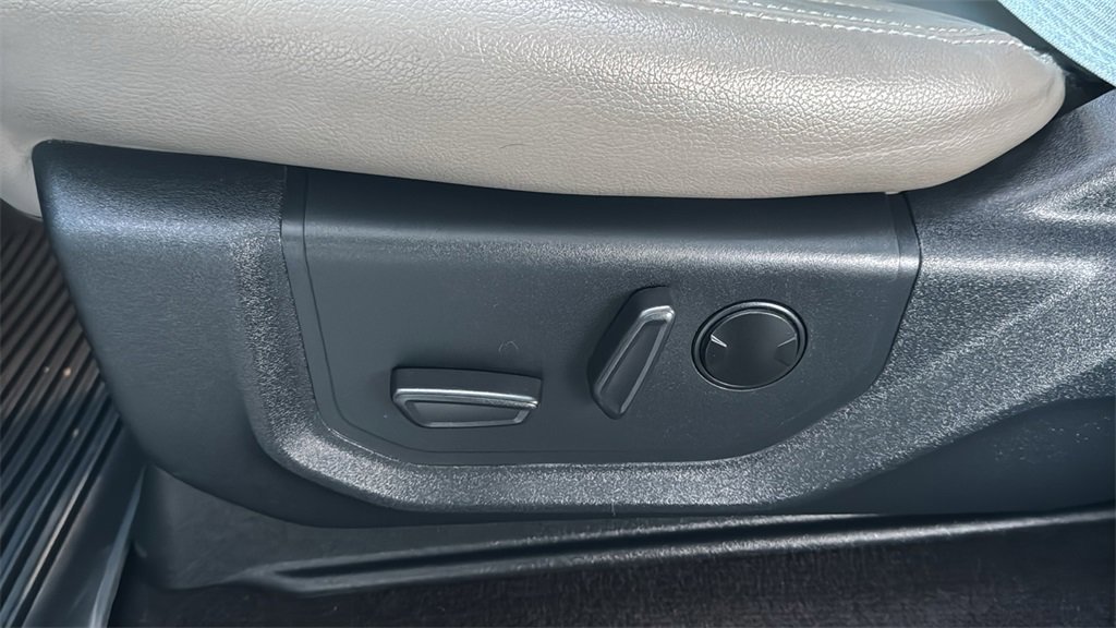 Certified 2020 Ford F150 Lariat w/ Equipment Group 501A Mid image 22