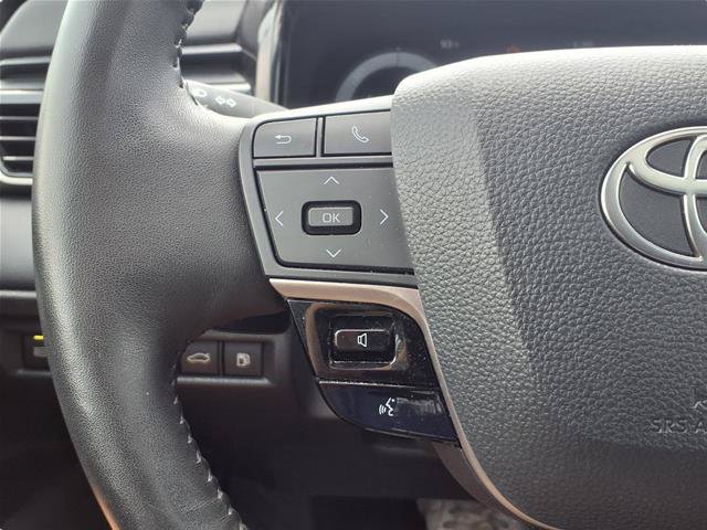 Used 2025 Toyota Camry XSE AWD/4WD image 12