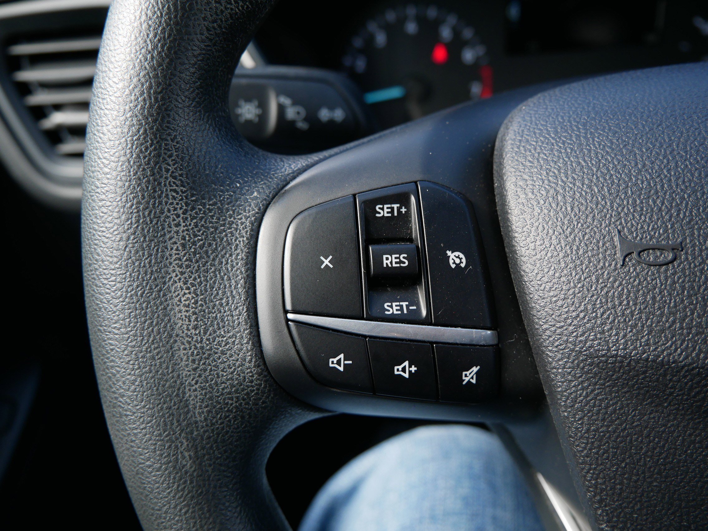 Certified 2022 Ford Escape SE AWD/4WD image 31