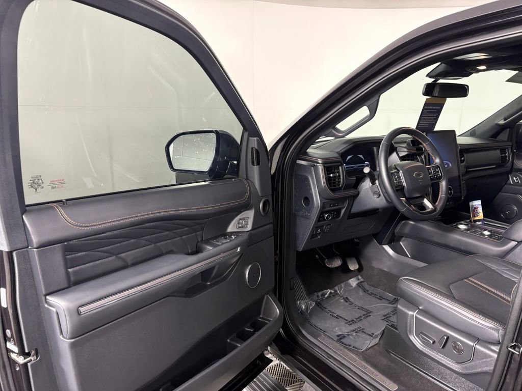 Certified 2024 Ford Expedition Max Platinum image 13